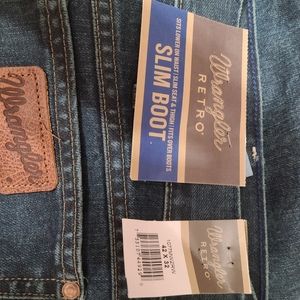 Wrangler retro slim boot cut jeans brand new